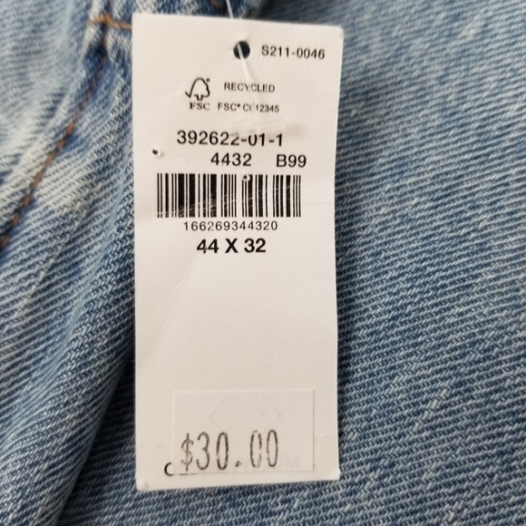Old Navy Boot-Cut Jeans - Picture 6 of 10